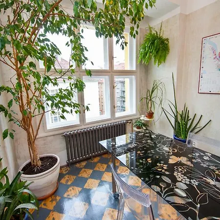 Authentic Art Appartement Praag